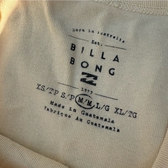 Billabong Crop Tank Medium - Picture 2 of 4